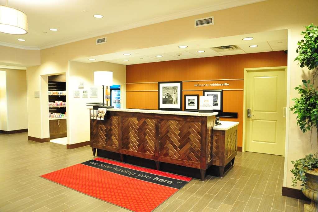 Hampton Inn And Suites Robbinsville Interior photo